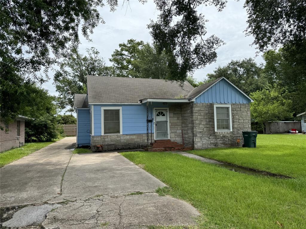 residential roof replacement